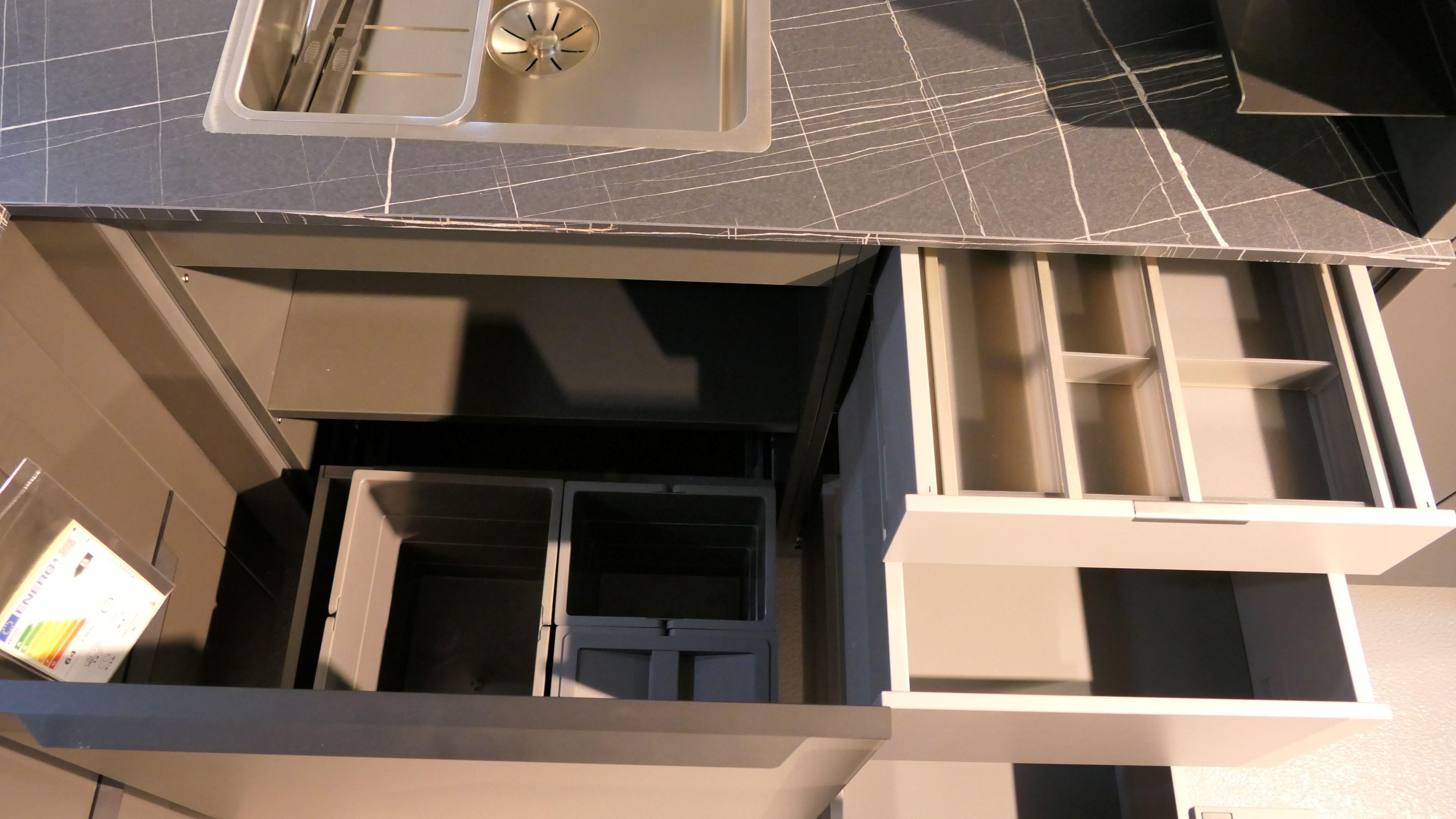 P1000584a.JPG