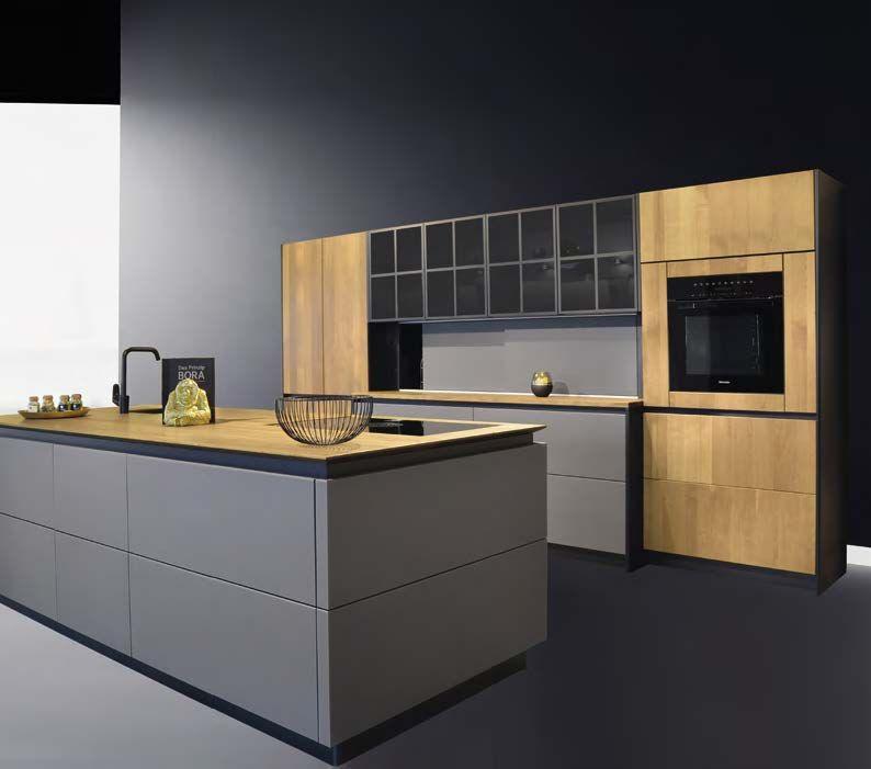 Moderne anthrazitfarbene Küche von Wagner & Schönherr 